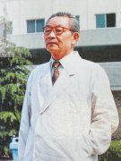 驮着药品的马受了惊