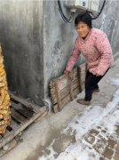 <strong>离村子20分钟车程的镇上</strong>