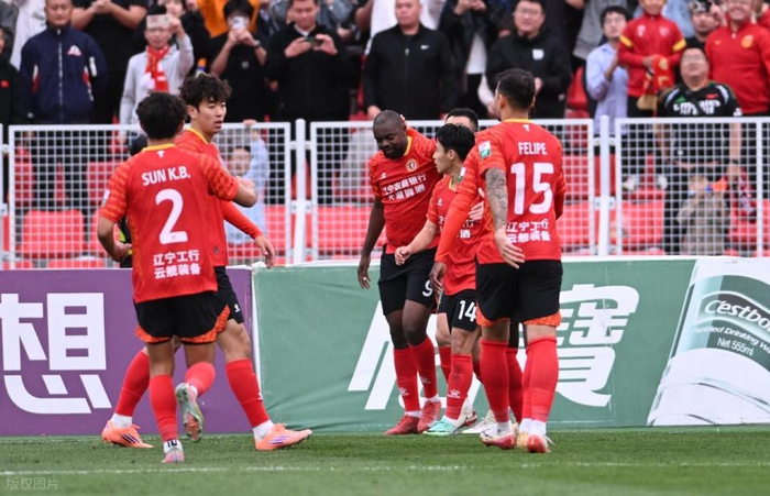 中超破荒之战辽沈德比上演零进球对决