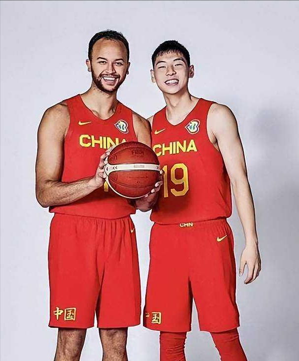 中国男篮归化布兰登·伯里斯面临血统与意愿双重