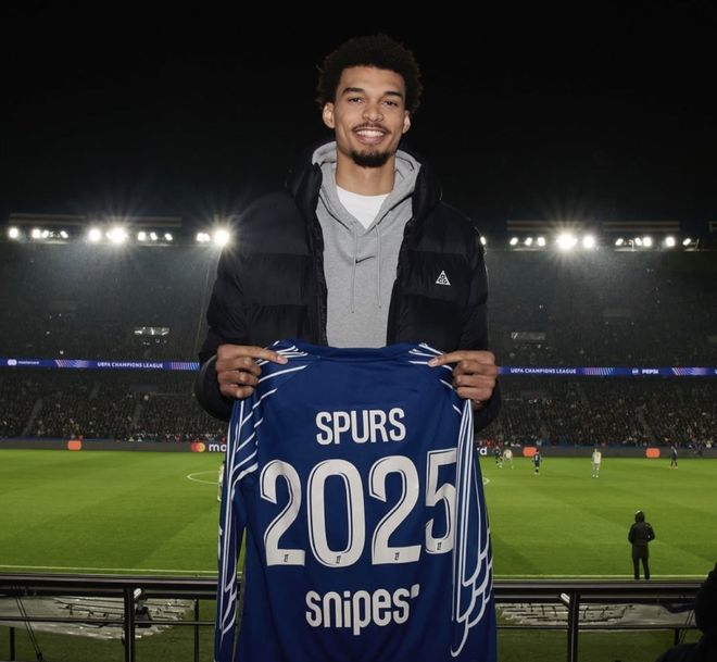 文班亚马两双创历史纪录，反超亚历山大领跑M