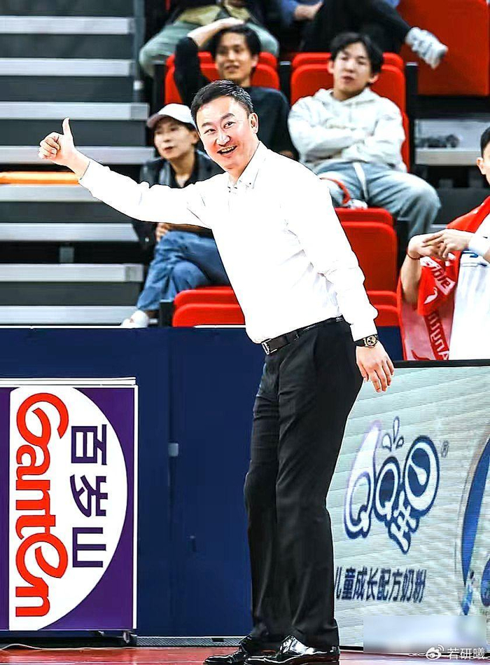 CBA教练压力山大 邱彪自责、刘维伟担责、杜锋硬