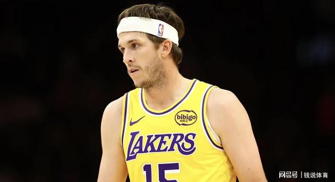 勒布朗·詹姆斯今夏去向引热议：或以底薪加盟勇