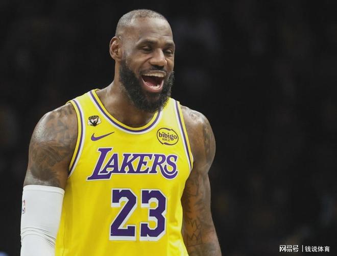 勒布朗·詹姆斯今夏去向引热议：或以底薪加盟勇